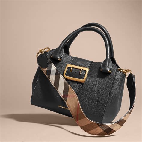 burberry small grainy leather buckle tote